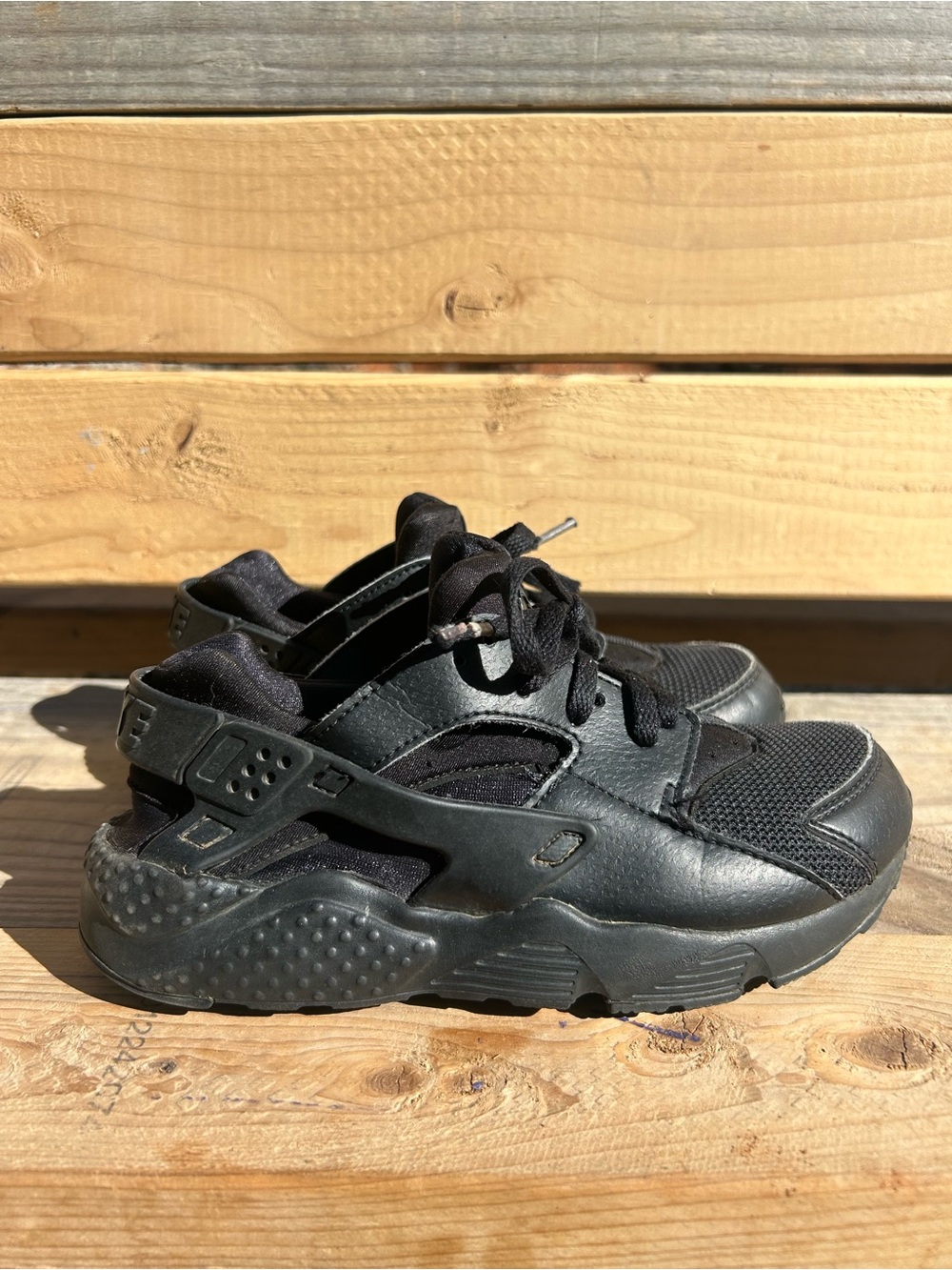 Nike Kids All-Black Huarache Style Sneakers